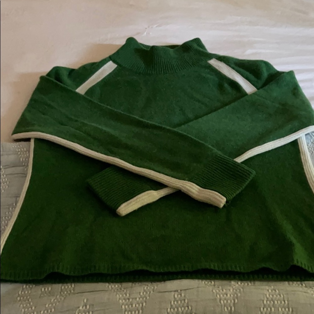 Athleta Large cashmere sweater